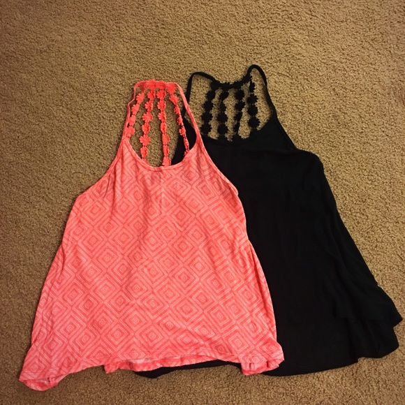 Aeropostale Tops - Tank top bundle